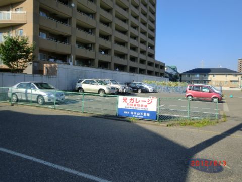 光ガレージ(普通車)